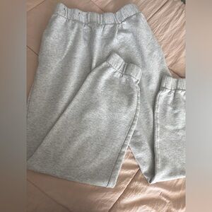 Hollister size small sweatpants